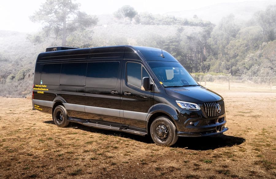Executive shuttle Mercedes Sprinter